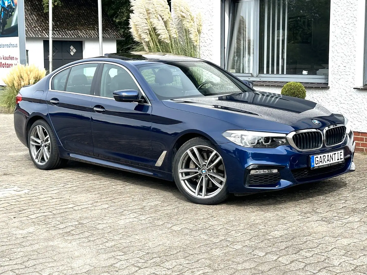 BMW 530 i xDrive  Sport Line Kamera Leder Blau - 1