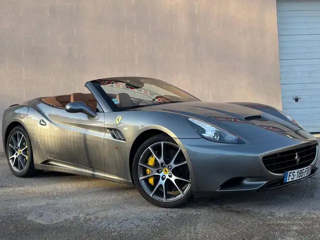 Ferrari California V8 4.3 460ch