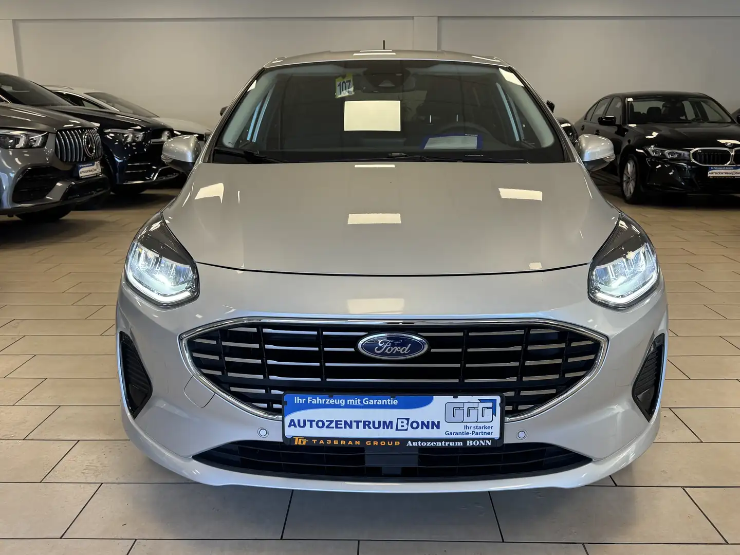 Ford Fiesta Titanium*LED*CarPlay*R-Cam*WinterPac*ACC* Silber - 2