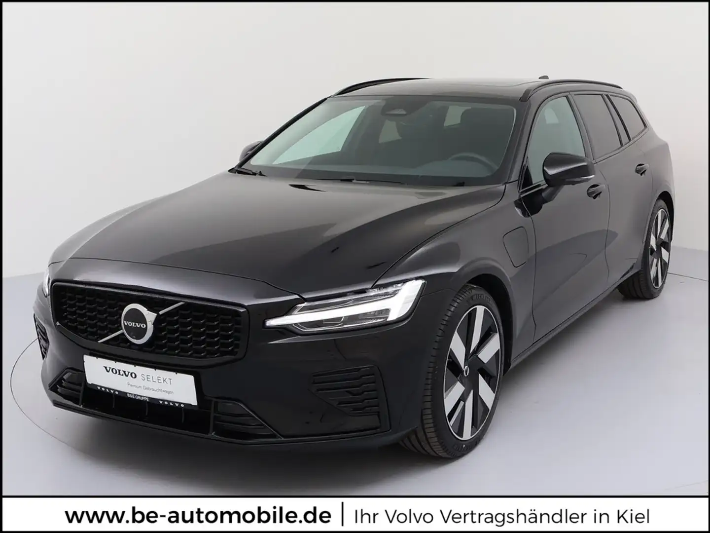 Volvo V60 T6 Plus Dark Recharge Plug-In Hybrid AWD Schwarz - 1