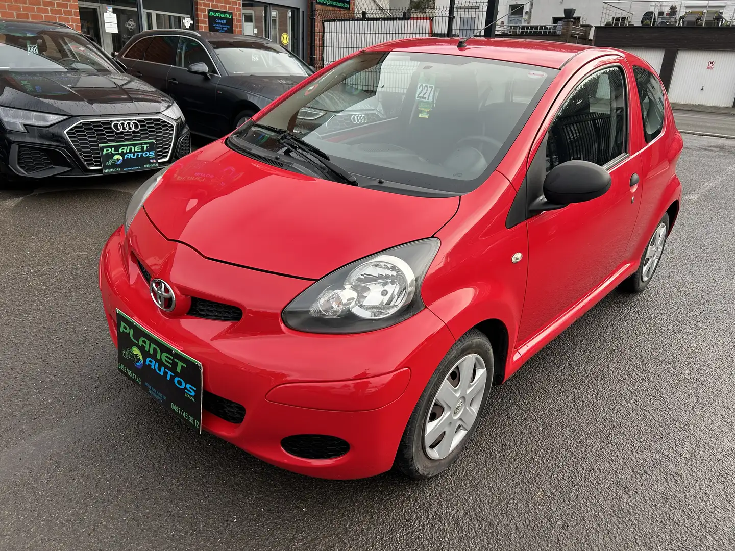 Toyota Aygo Aygo 1.0i VVT-i GARANTIE 12 MOIS Rood - 1