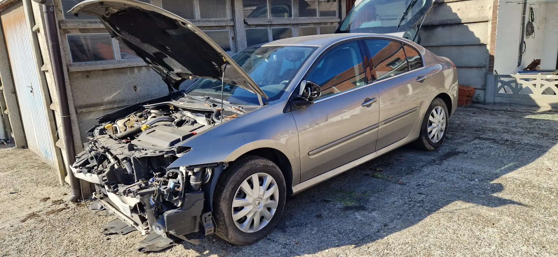 Renault Laguna dCi 110 FAP EDC Bose Edition - 2