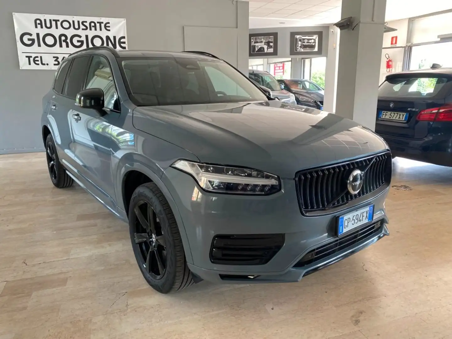 Volvo XC90 XC90 2.0 TDI  4X4 7 posti Black pack auto Grigio - 1