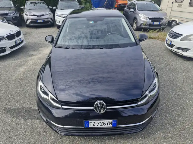 Volkswagen Golf view 10