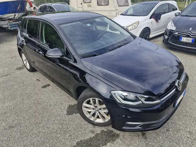 Volkswagen Golf view 9