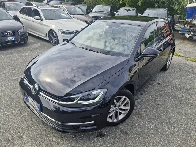 Volkswagen Golf main image