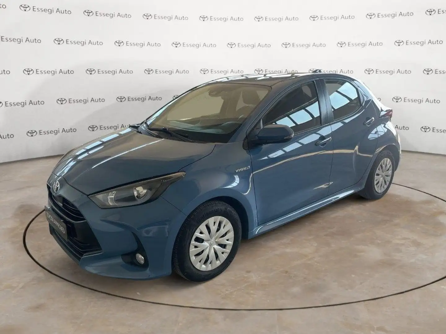 Toyota Yaris 1.5 Hybrid 5 porte Active Bleu - 1