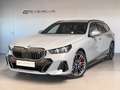 BMW i5 Touring 83.9 kW eDrive40 Grijs - thumbnail 1
