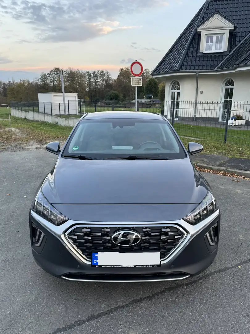Hyundai IONIQ Hybrid 1.6 GDI Premium - 2