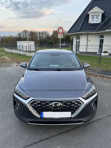 Hyundai IONIQ Hybrid 1.6 GDI Premium