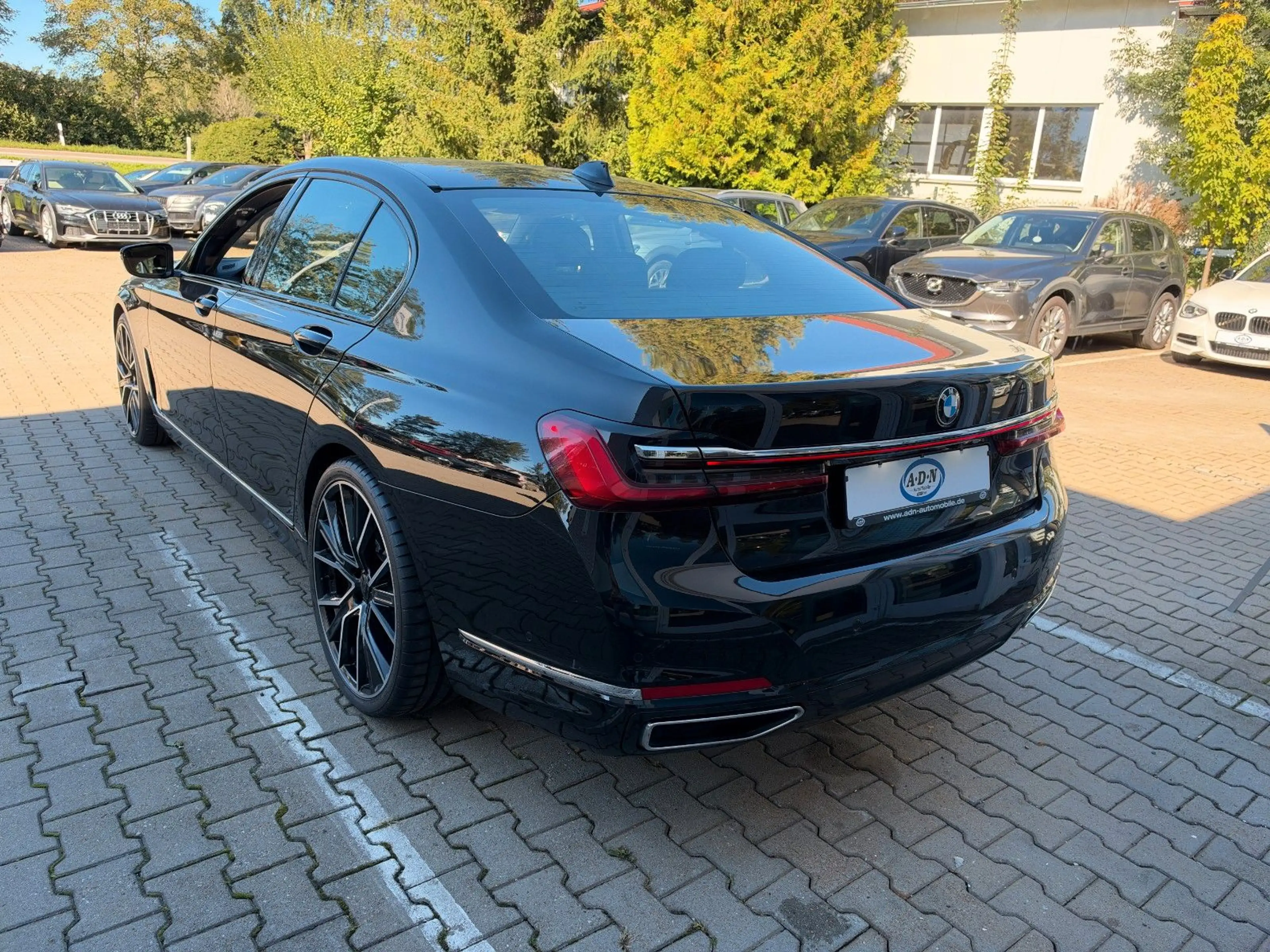 BMW 730 d xDrive *21"*Laser*HUD*Softclose*Massage* — photo 3