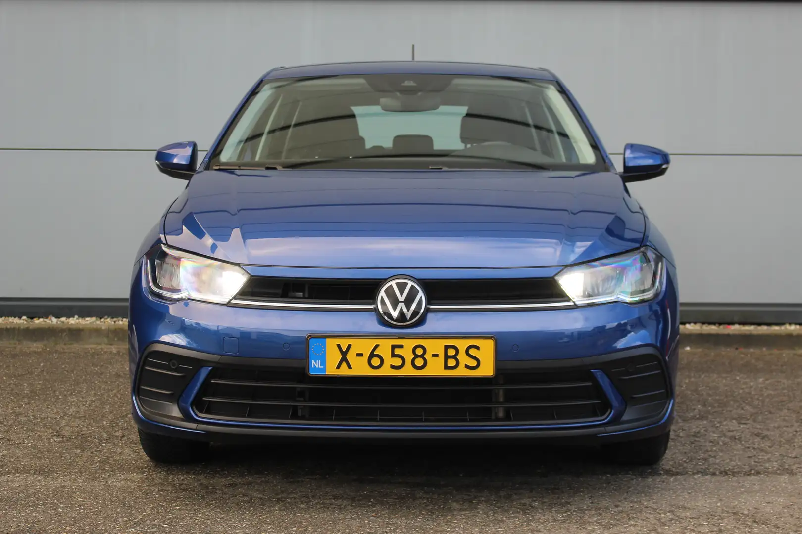 Volkswagen Polo 1.0 TSI Life | Adaptive Cruise | Travel Assist | P Blauw - 2