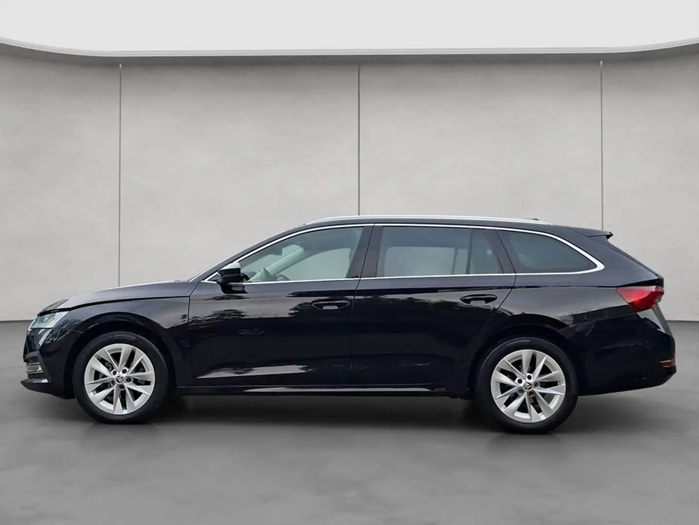 Skoda Octavia Combi 2.0 TDI DSG Style NAVI AHK KESSY PDC Schwarz - 2