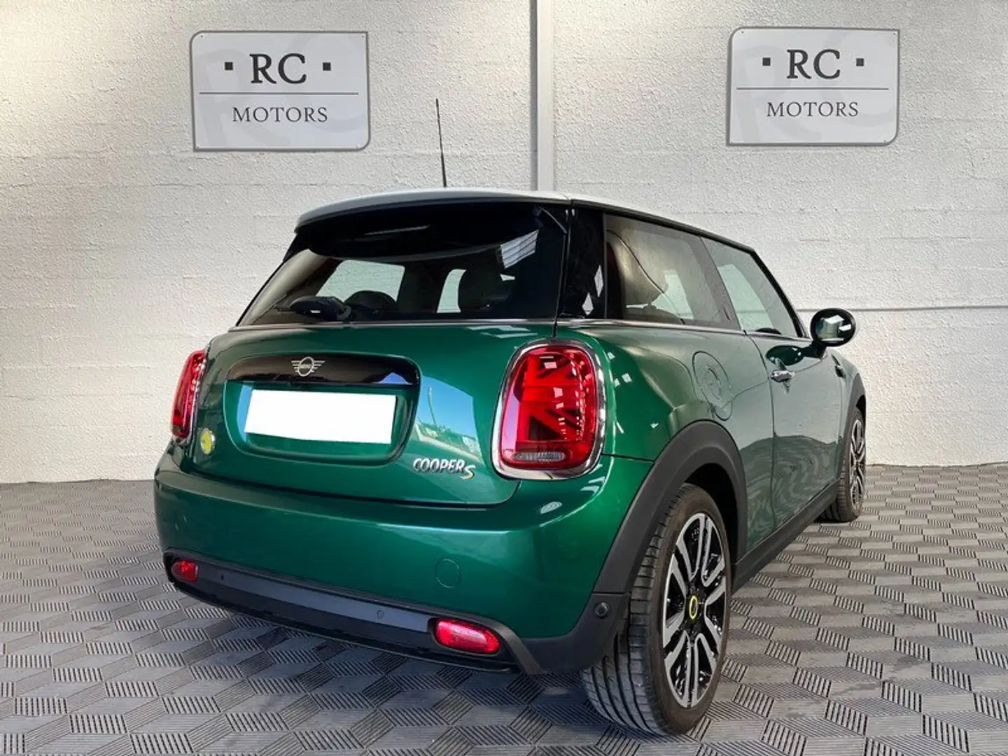 MINI Cooper SE 184 Yours Vert - 2