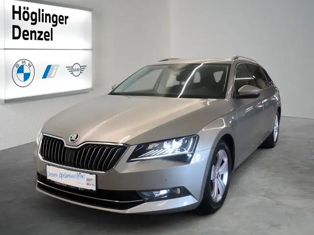 Skoda Superb main image