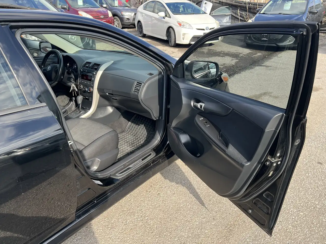 Toyota Corolla снимка Toyota Corolla