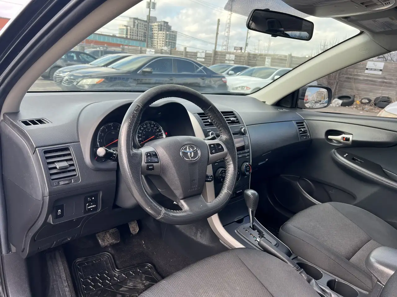 Toyota Corolla снимка Toyota Corolla