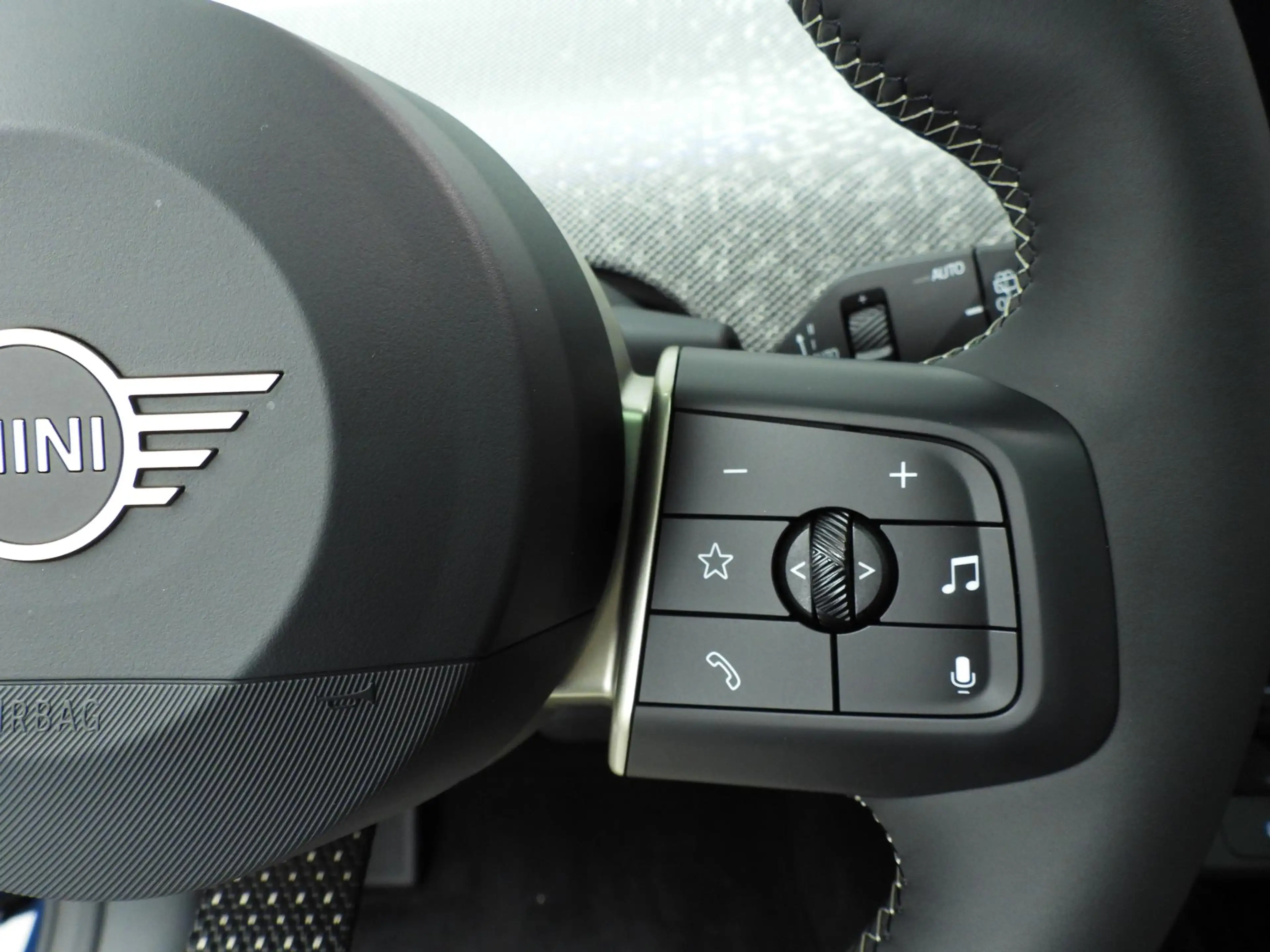 MINI Cooper SE 3-deurs Pakket M / Panoramadak / JCW Sportstoelen — photo 15