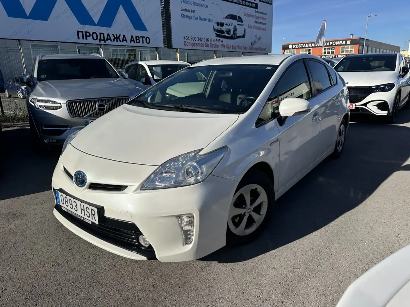 Toyota Prius 1.8 HSD Advance Weiß - 2