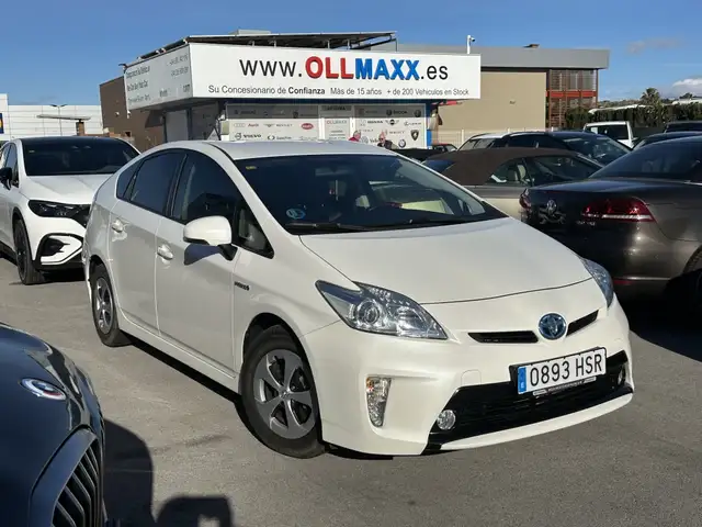 Toyota Prius 1.8 HSD Advance