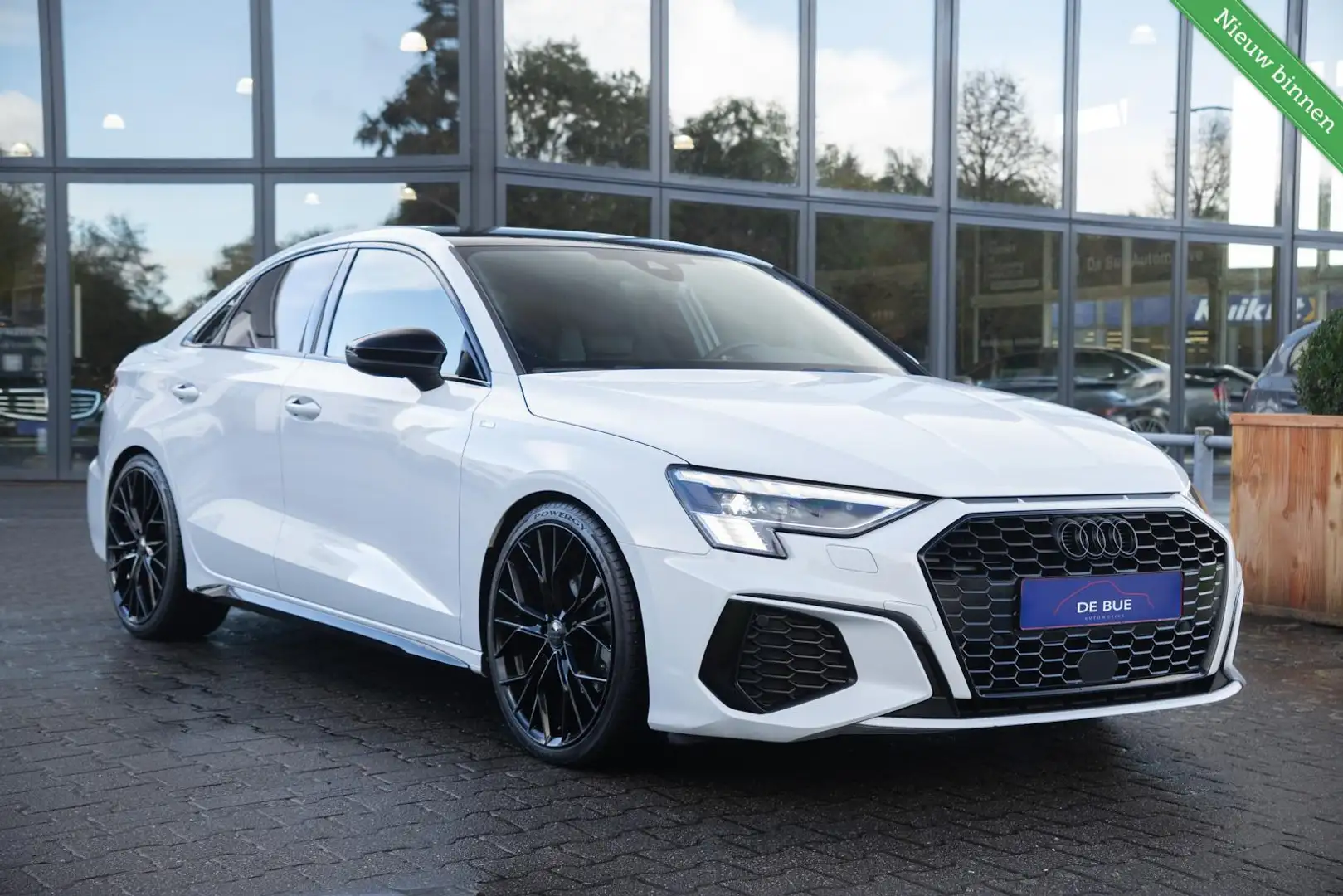 Audi A3 Limousine 30 TFSI S-Line Edition One|1ste Eig|RS|B Weiß - 2