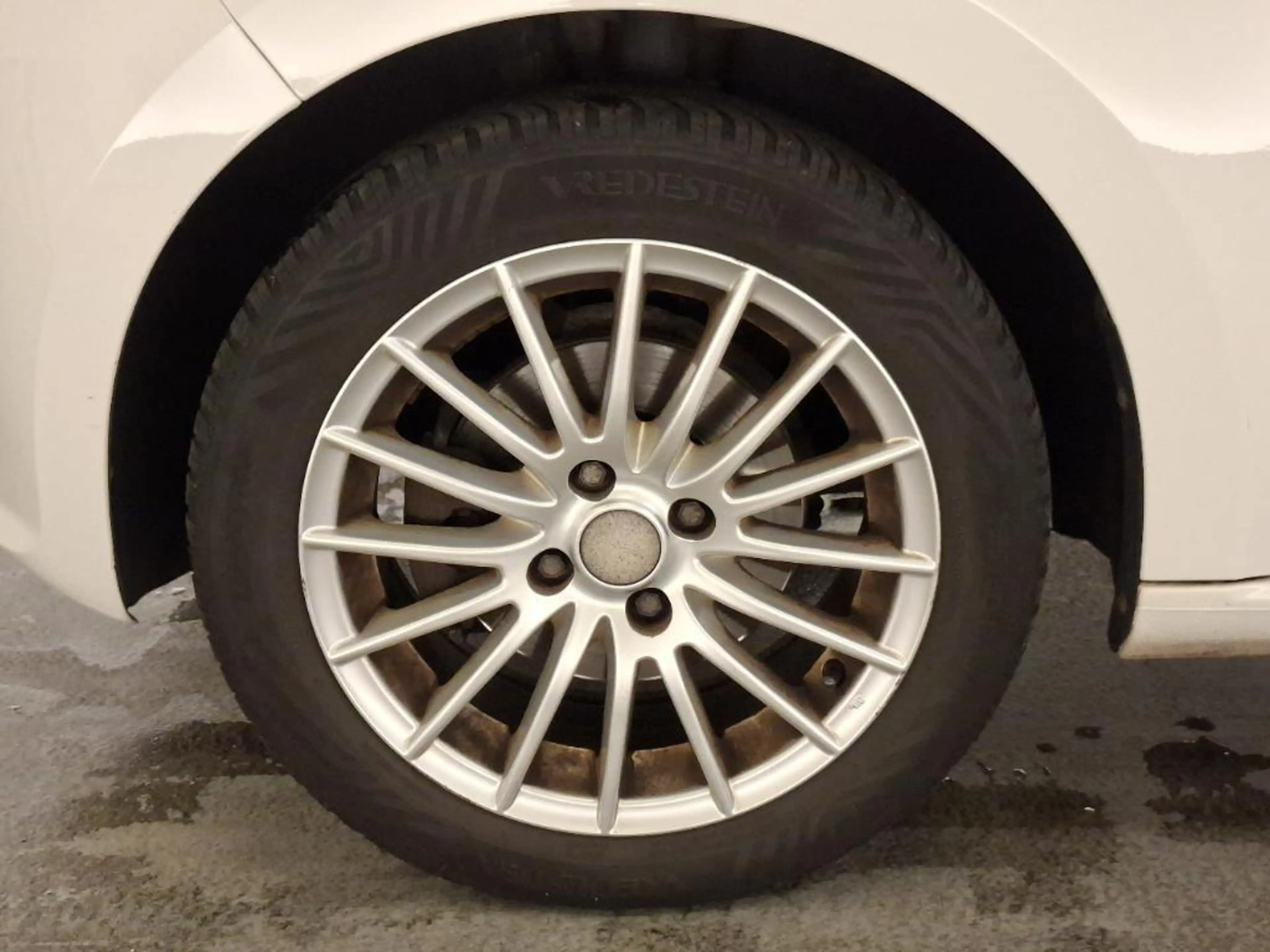 Volkswagen up! 1.0 move up! BlueMotion — photo 11
