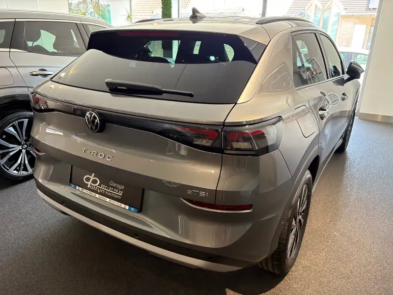 VOLKSWAGEN T-roc
