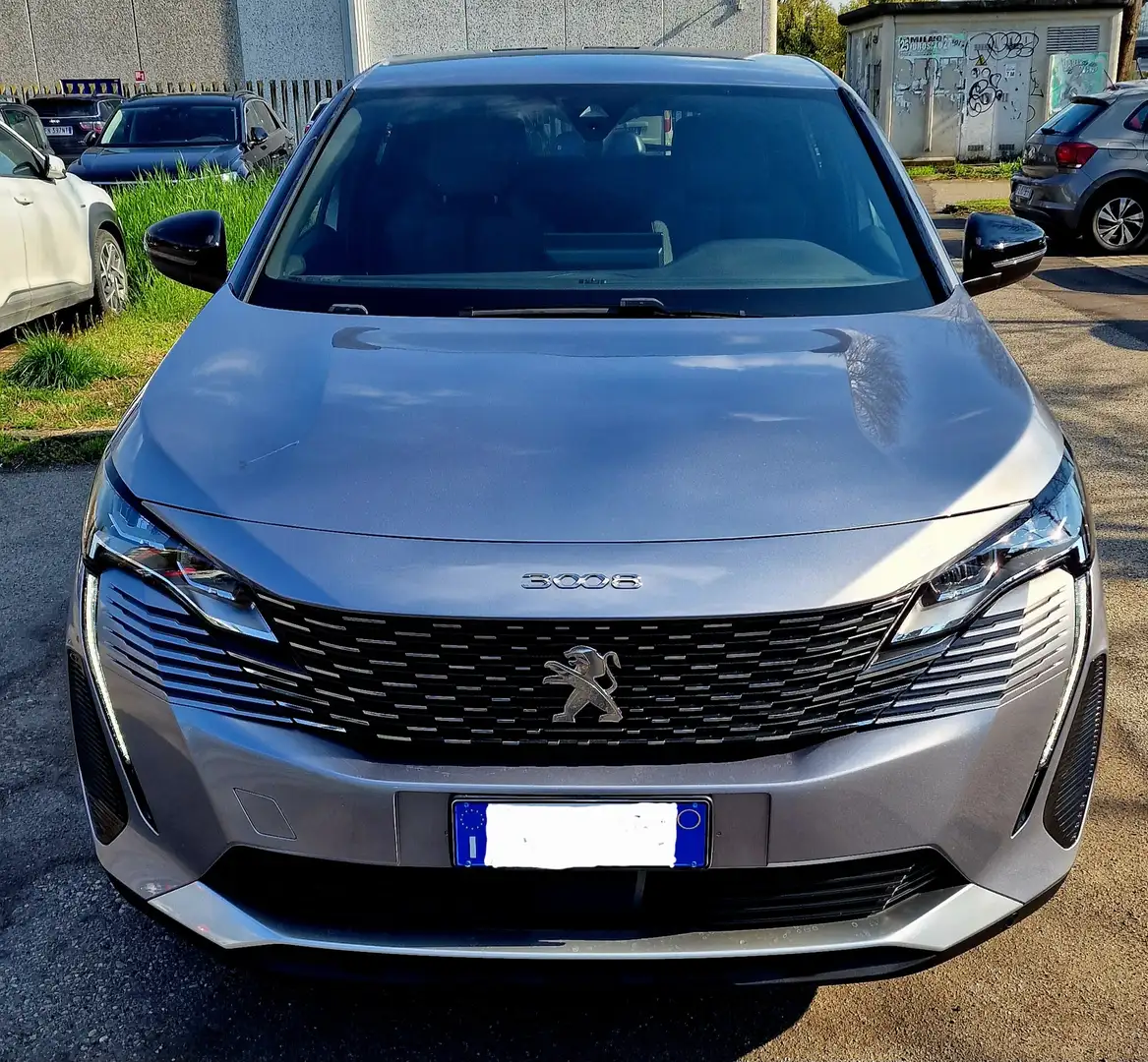 Peugeot 3008 1.2 Puretech T Allure Pack s Grijs - 1