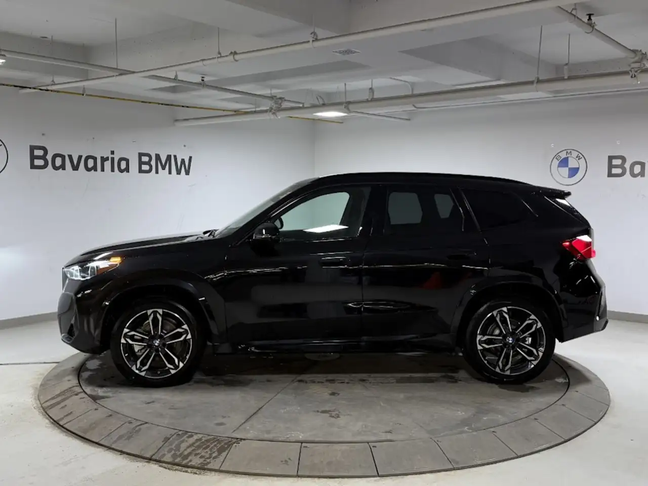 BMW X1 снимка BMW X1