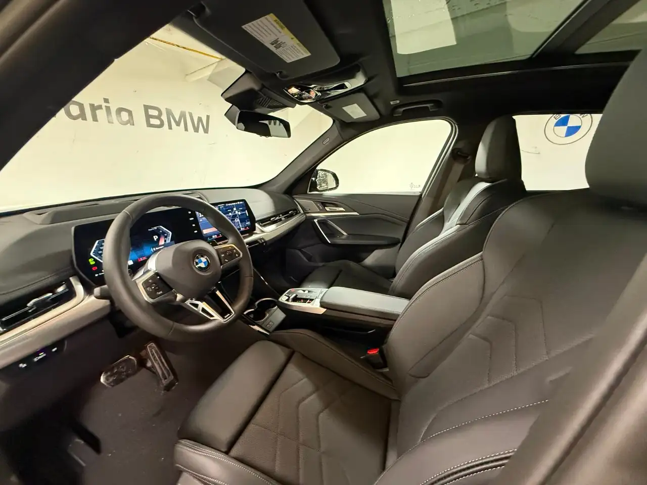 BMW X1 снимка BMW X1