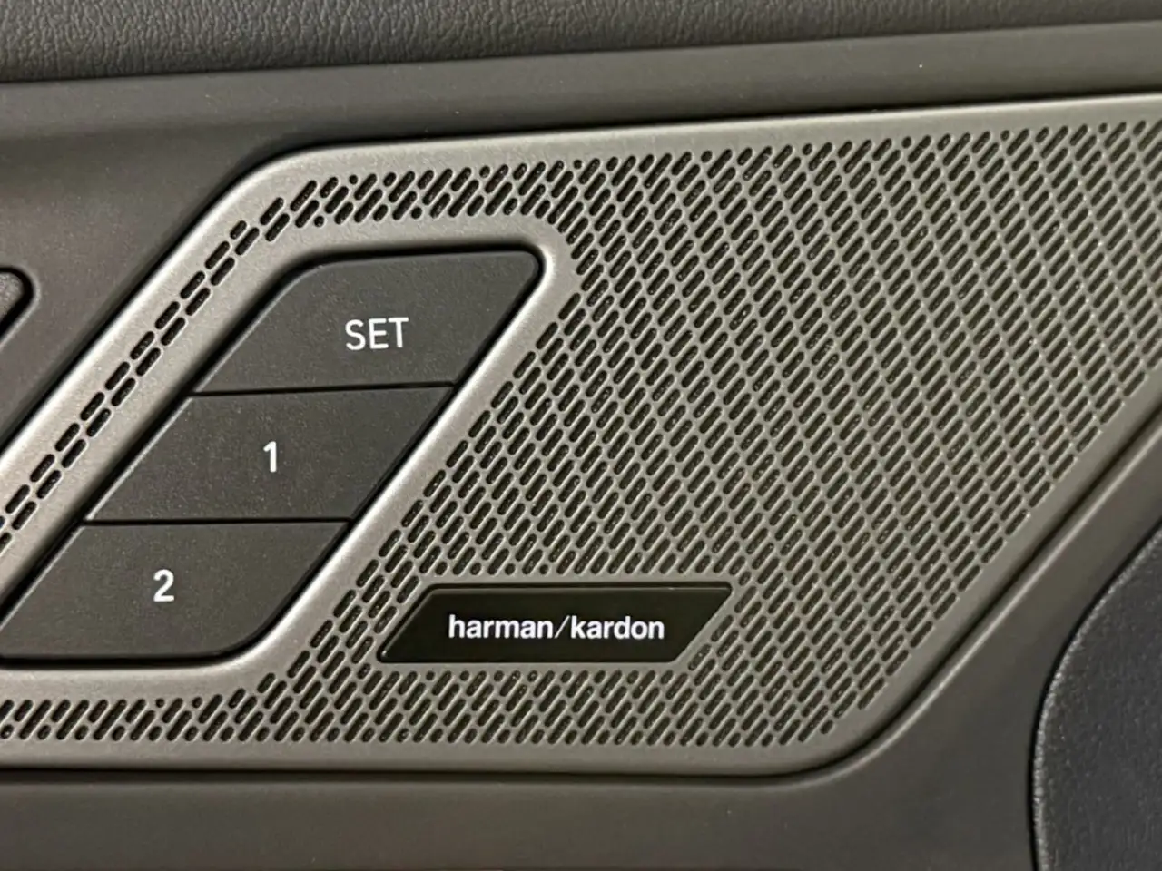 BMW X1 снимка BMW X1