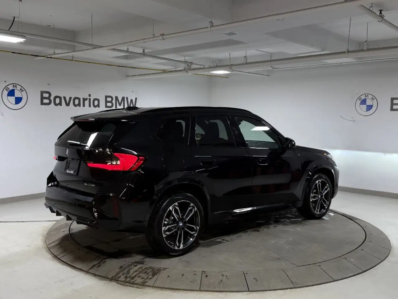 BMW X1 снимка BMW X1