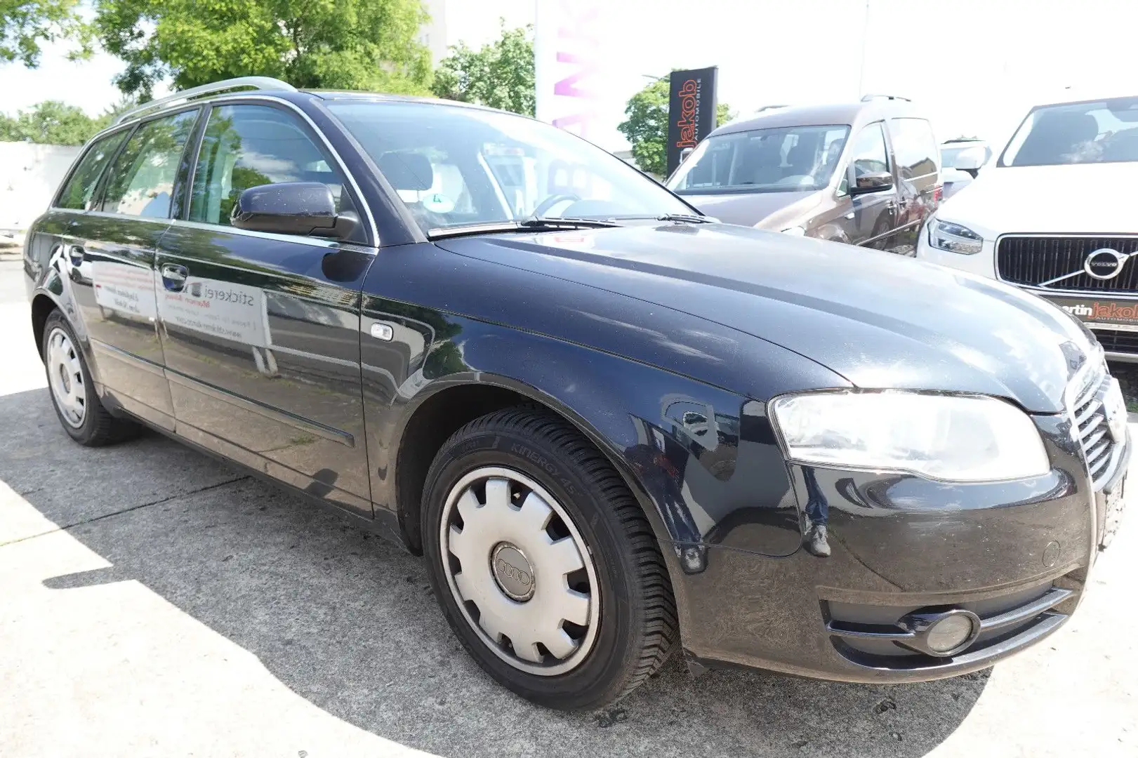 Audi A4 Avant 2.0 TDI+AUTOMATIK+SITZHEIZUNG+NAVI+BC+ Noir - 1