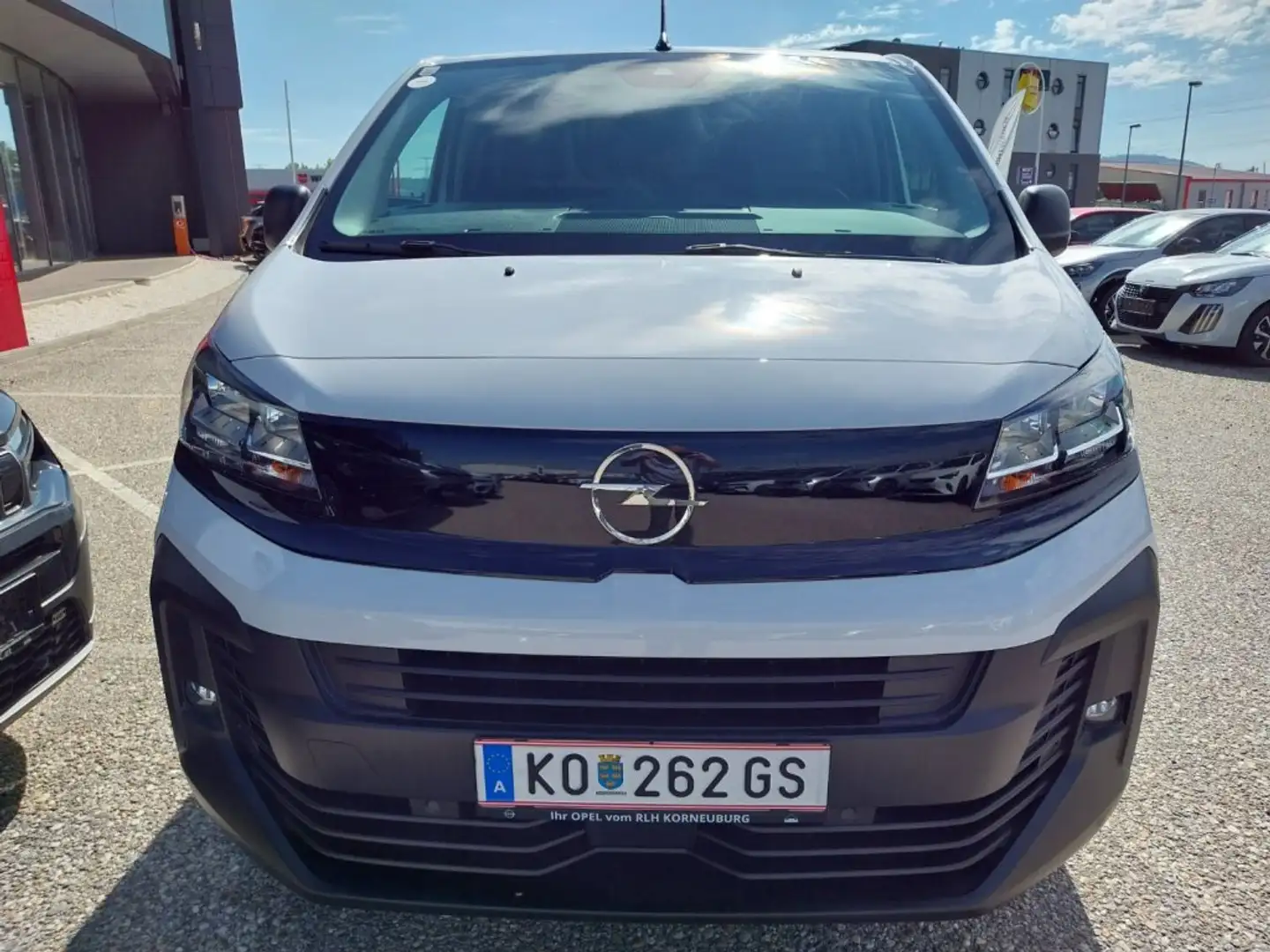 Opel Vivaro KW M BlueHDI 120 S&S 6Gang Weiß - 2