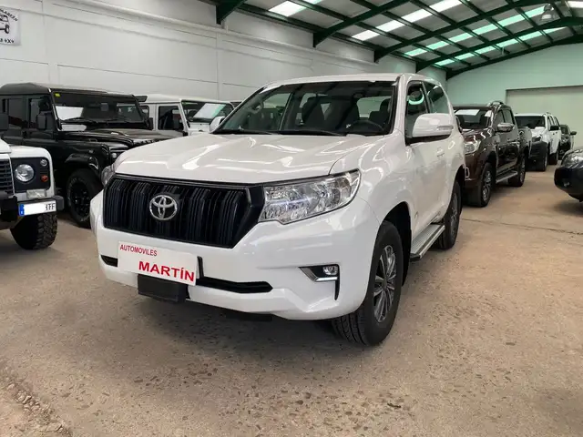 Toyota Land Cruiser D-4D VX