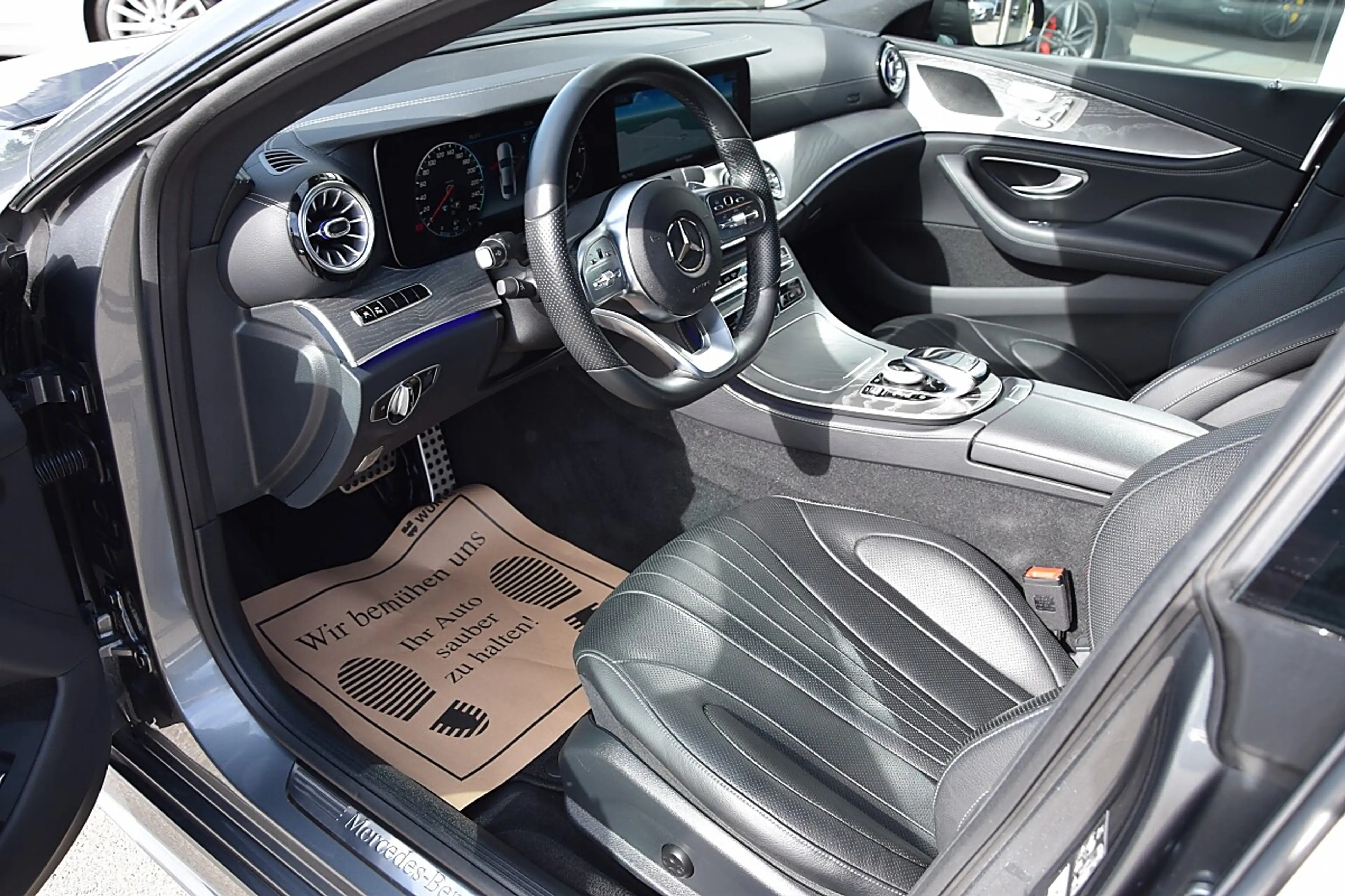 Mercedes-Benz CLS 350 d 4Matic *AMG-Line*AMG-Sportpaket* — photo 4