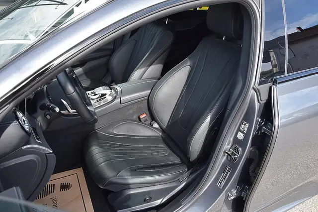 Mercedes-Benz CLS view 6