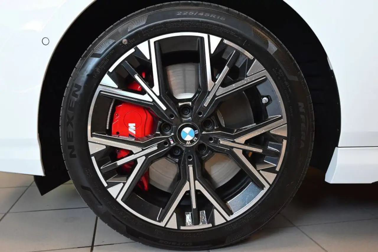 BMW 1 Series 2026 — фото 14