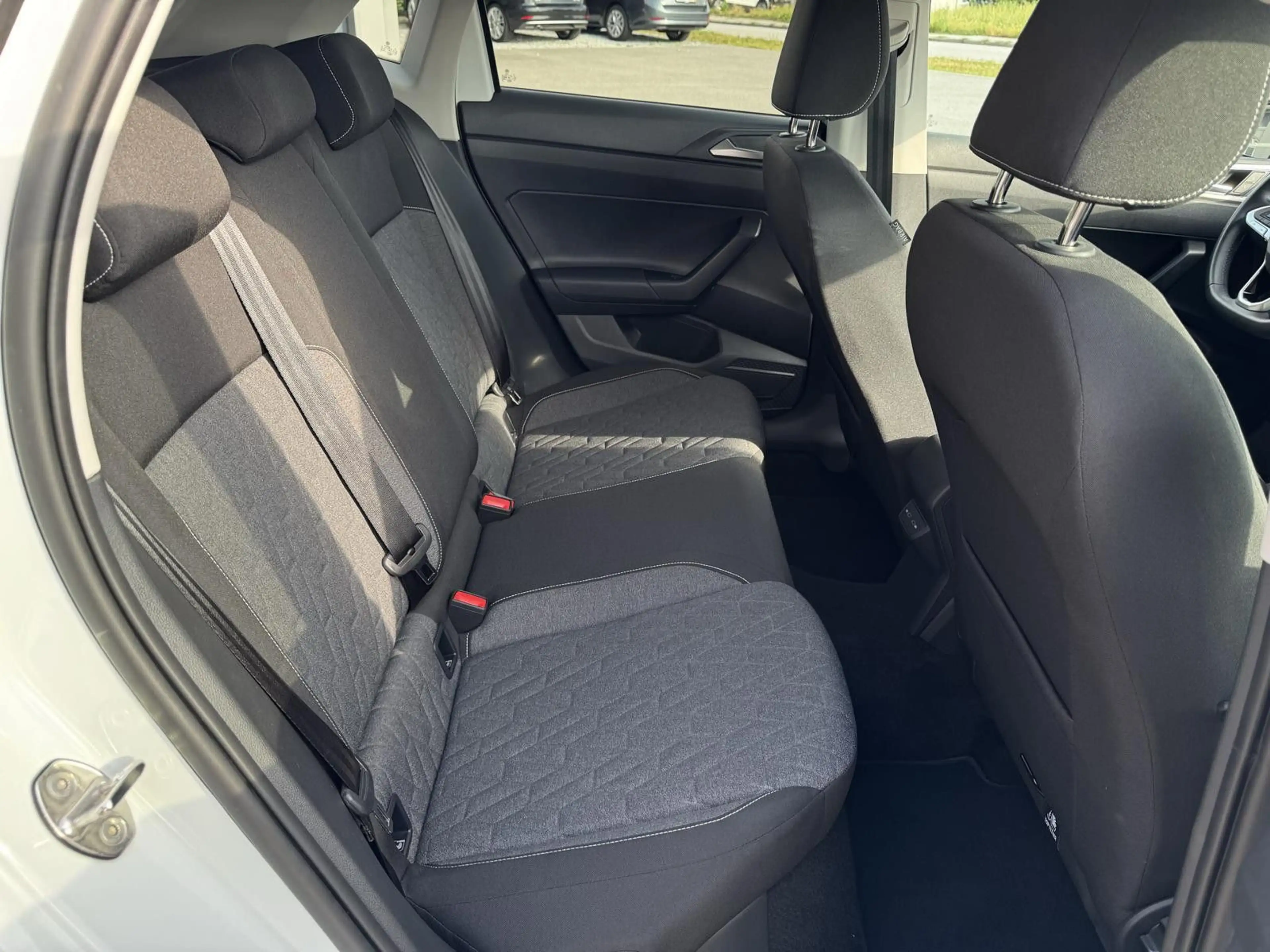 Volkswagen Polo VI 1.0 TSI Move DSG DAB ACC LED IQ Drive — photo 13