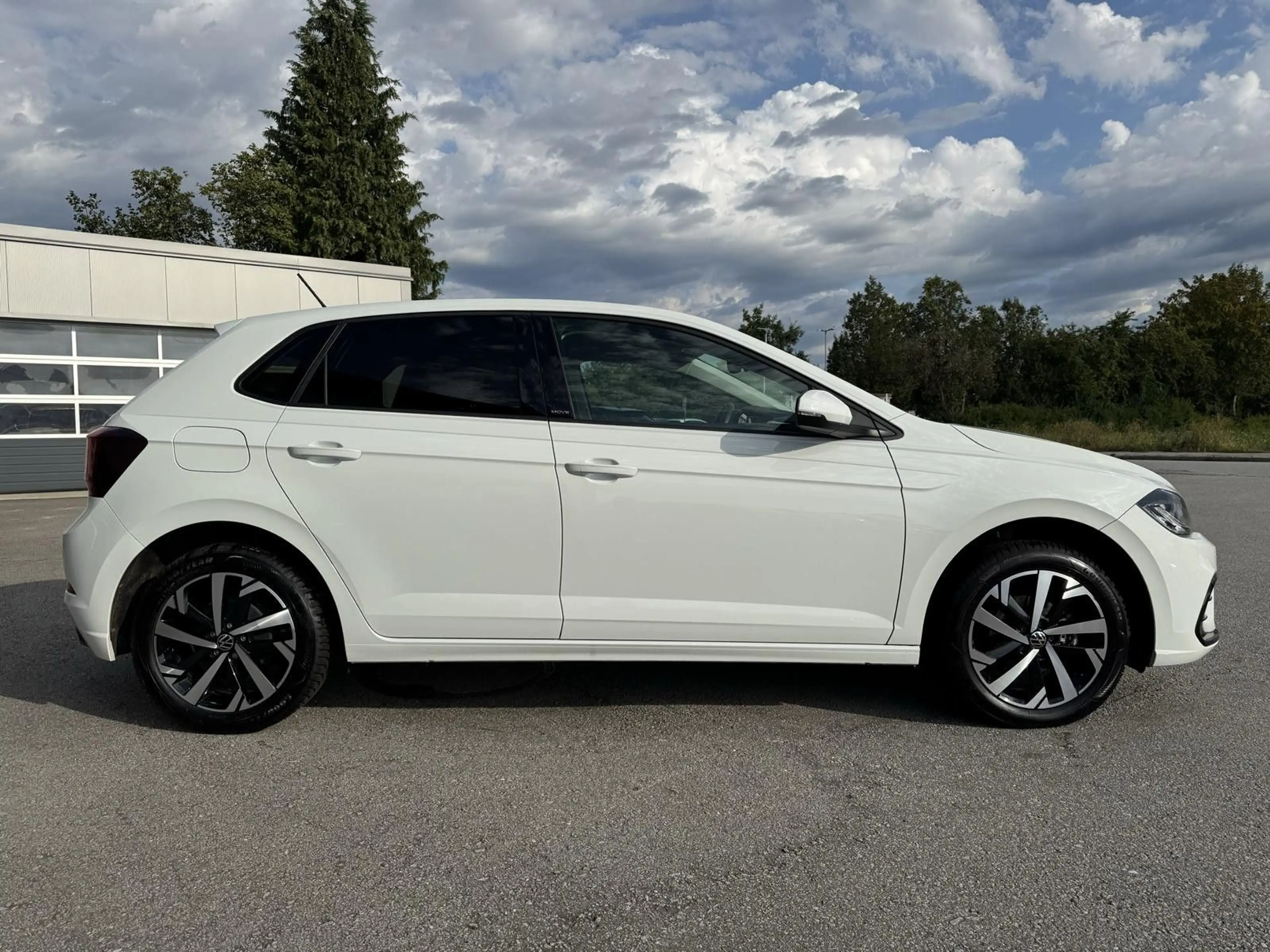 Volkswagen Polo VI 1.0 TSI Move DSG DAB ACC LED IQ Drive — photo 6