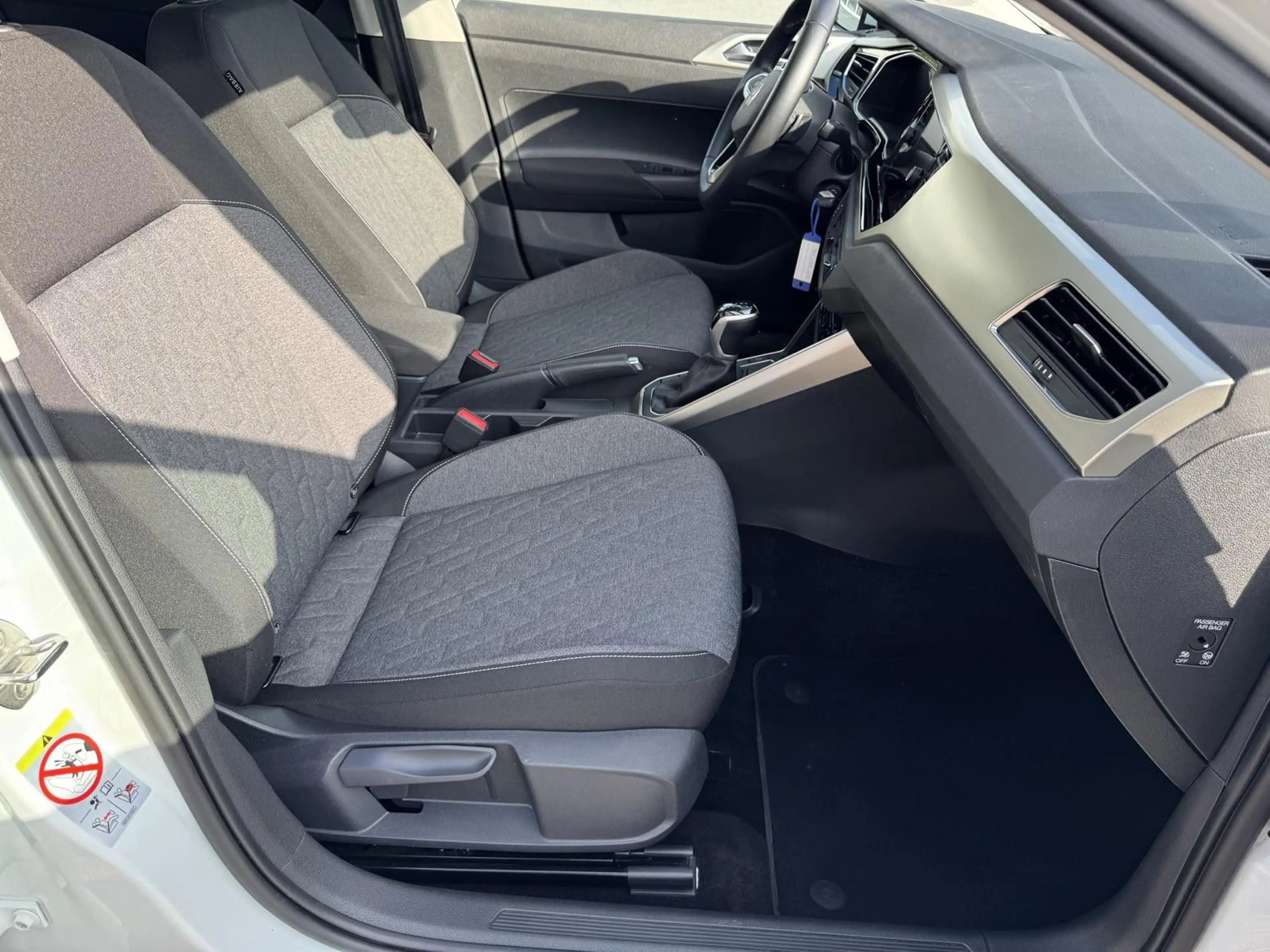 Volkswagen Polo VI 1.0 TSI Move DSG DAB ACC LED IQ Drive — photo 12
