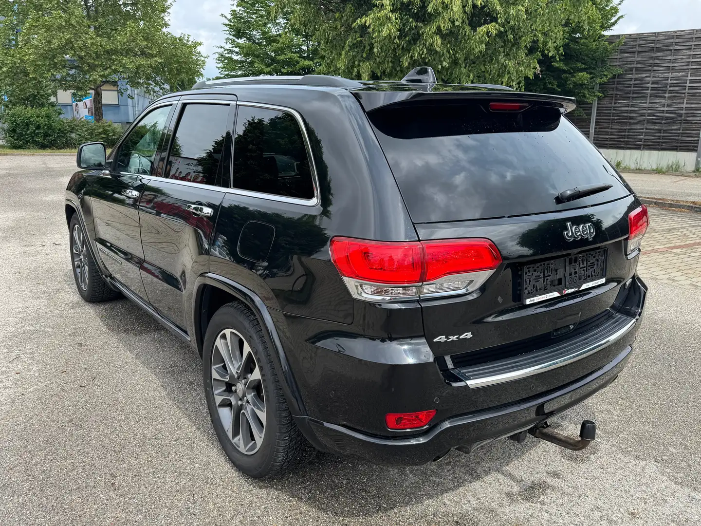 Jeep Grand Cherokee Grand Cherokee 3,0 V6 CRD Overland Overland Schwarz - 2