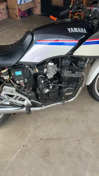 Yamaha XJ 600 - foto 4