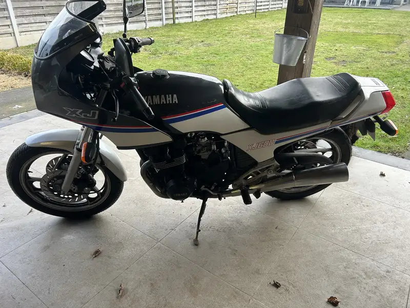 Yamaha XJ 600 - foto 3