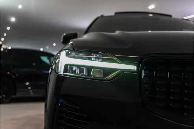 Volvo XC60 view 9
