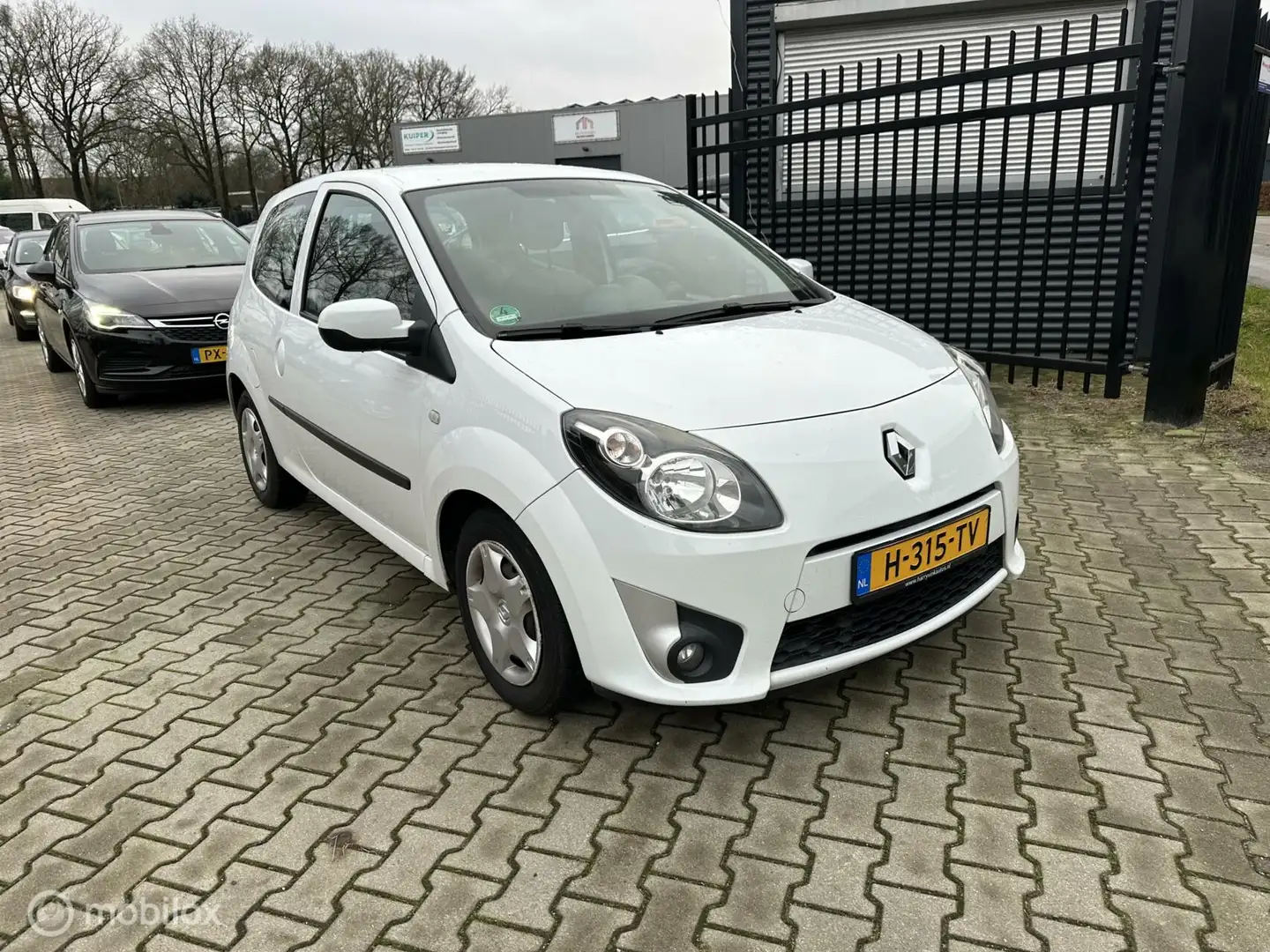 Renault Twingo 1.2-16V Authentique vate prijs zo mee Wit - 2