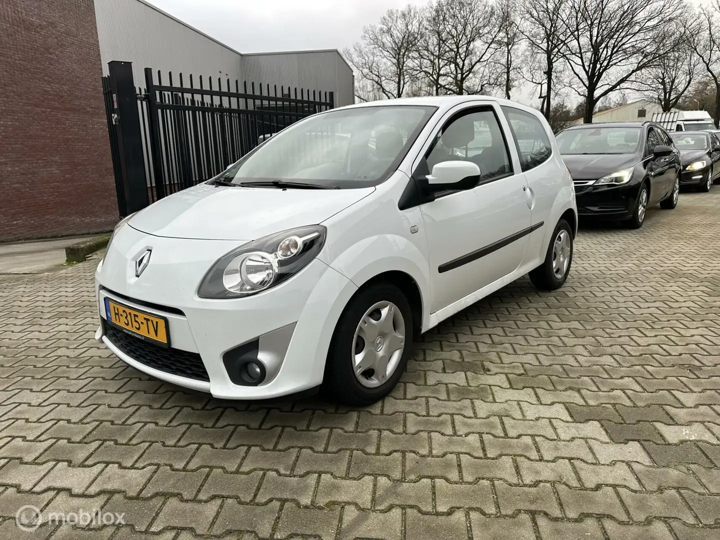 Renault Twingo 1.2-16V Authentique vate prijs zo mee Wit - 1