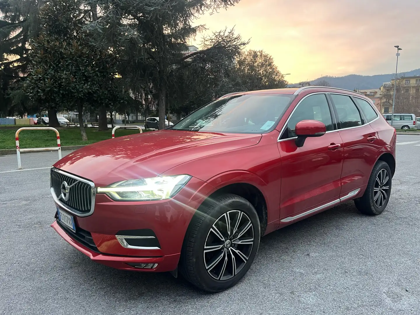 Volvo XC60 2.0 d4 Inscription awd geartronic my18 Rosso - 1