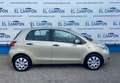 Toyota Yaris Pequeño Manual de 5 Puertas Beige - thumbnail 8