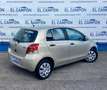 Toyota Yaris Pequeño Manual de 5 Puertas Beige - thumbnail 3